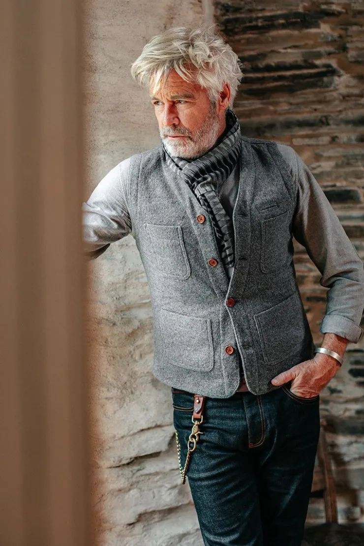 &SONS Drifter Wool Waistcoat Grey>Men Knitwear