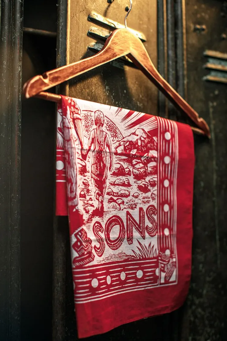 &SONS Woodcut Bandana Red>Men Scarves